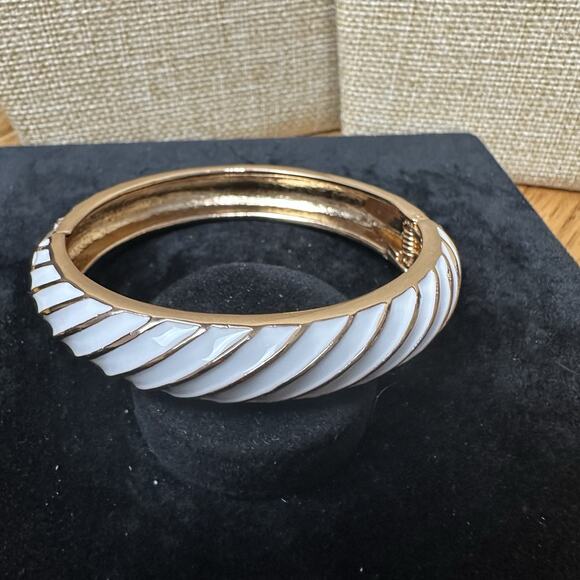 Sequin Nordstrom Multicolor Gold Tone Statement Enamel Bangle Bracelet # 211 - Picture 2 of 3